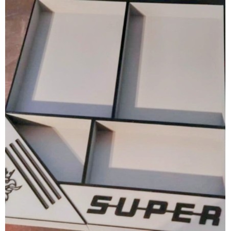 Indsats til skuffe. Ikke et originalt Scania-produkt. Kompatibel med udvalgte Scania-modeller.